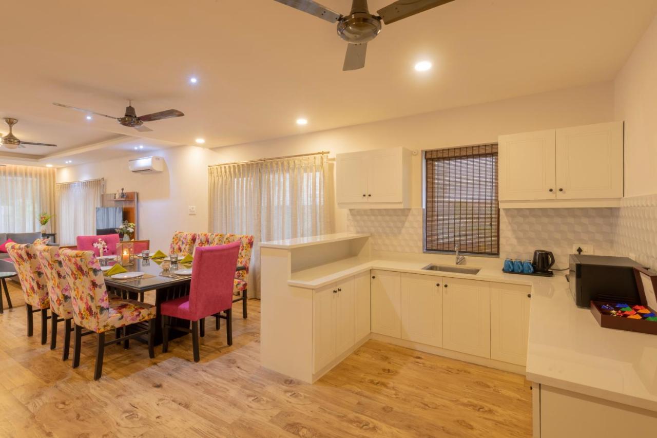Ayan Villas With Private Pool Siolim Exterior foto
